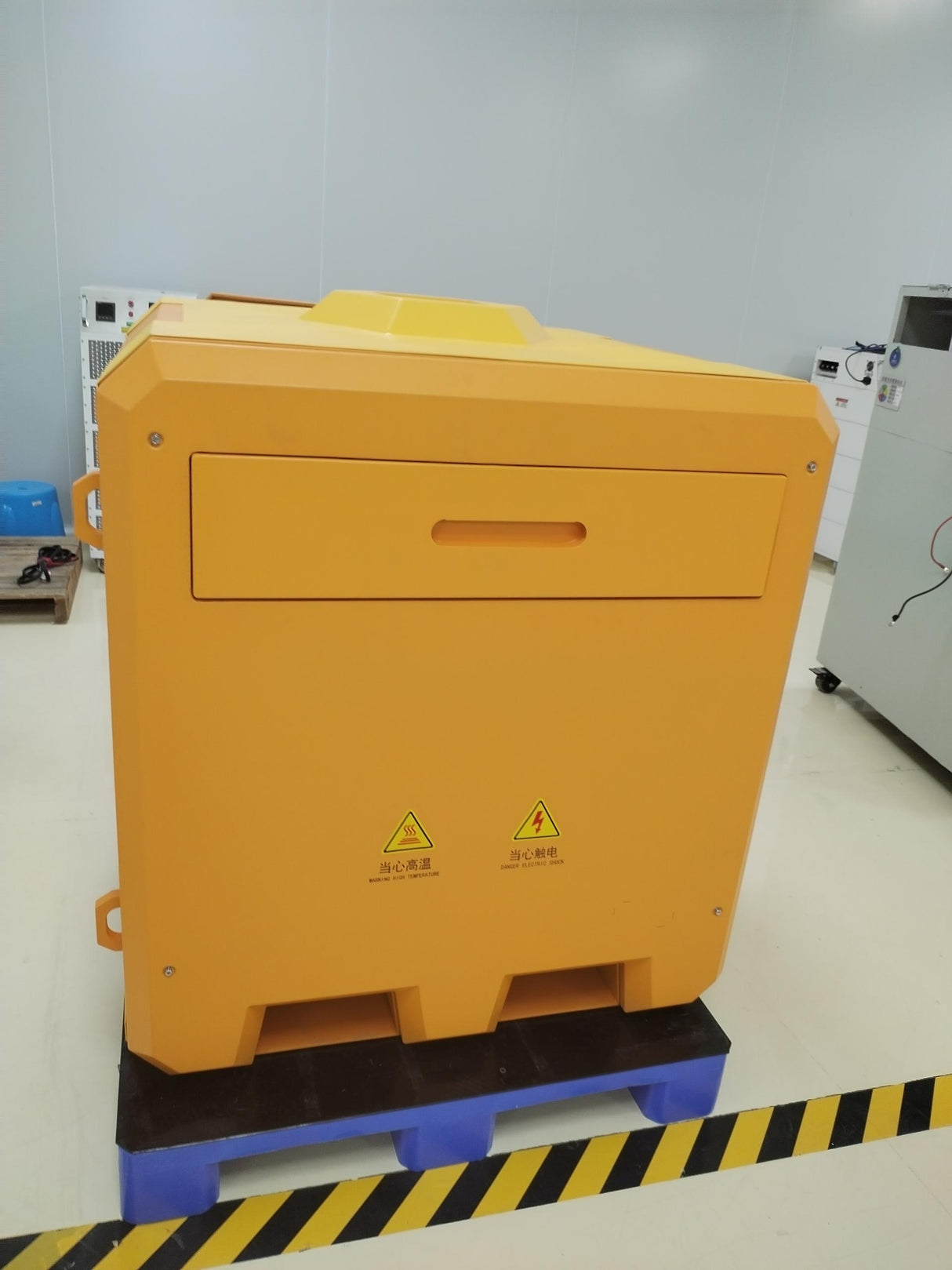 Mietgerät Mobiles Energiespeichersystem PC15KT 15/33 - SEV