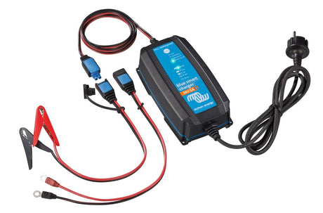 Batterieladegerät VICTRON Blue Smart IP65 24/13 24V, 13 A - SEV